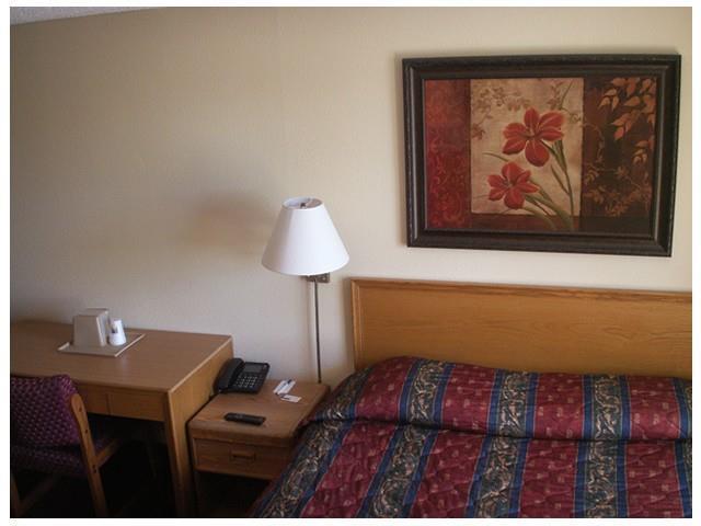 Scottish Inns Potsdam Habitación foto